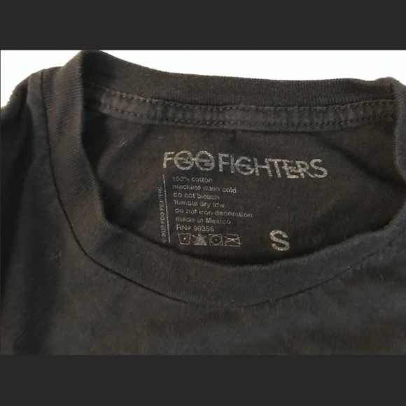 Band: Foo Fighters | FF Space Crest Logo | Black Concert T-shirt Size small - Picture 2 of 4